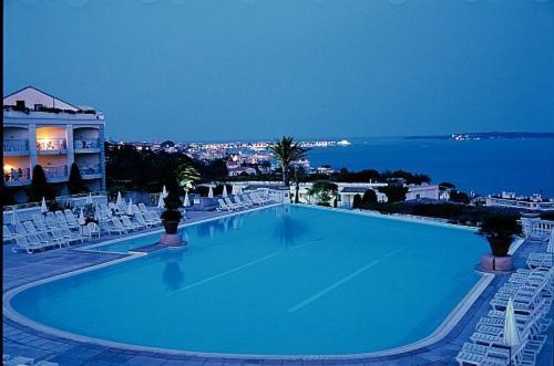 Holiday Paradise 칸느 외부 사진